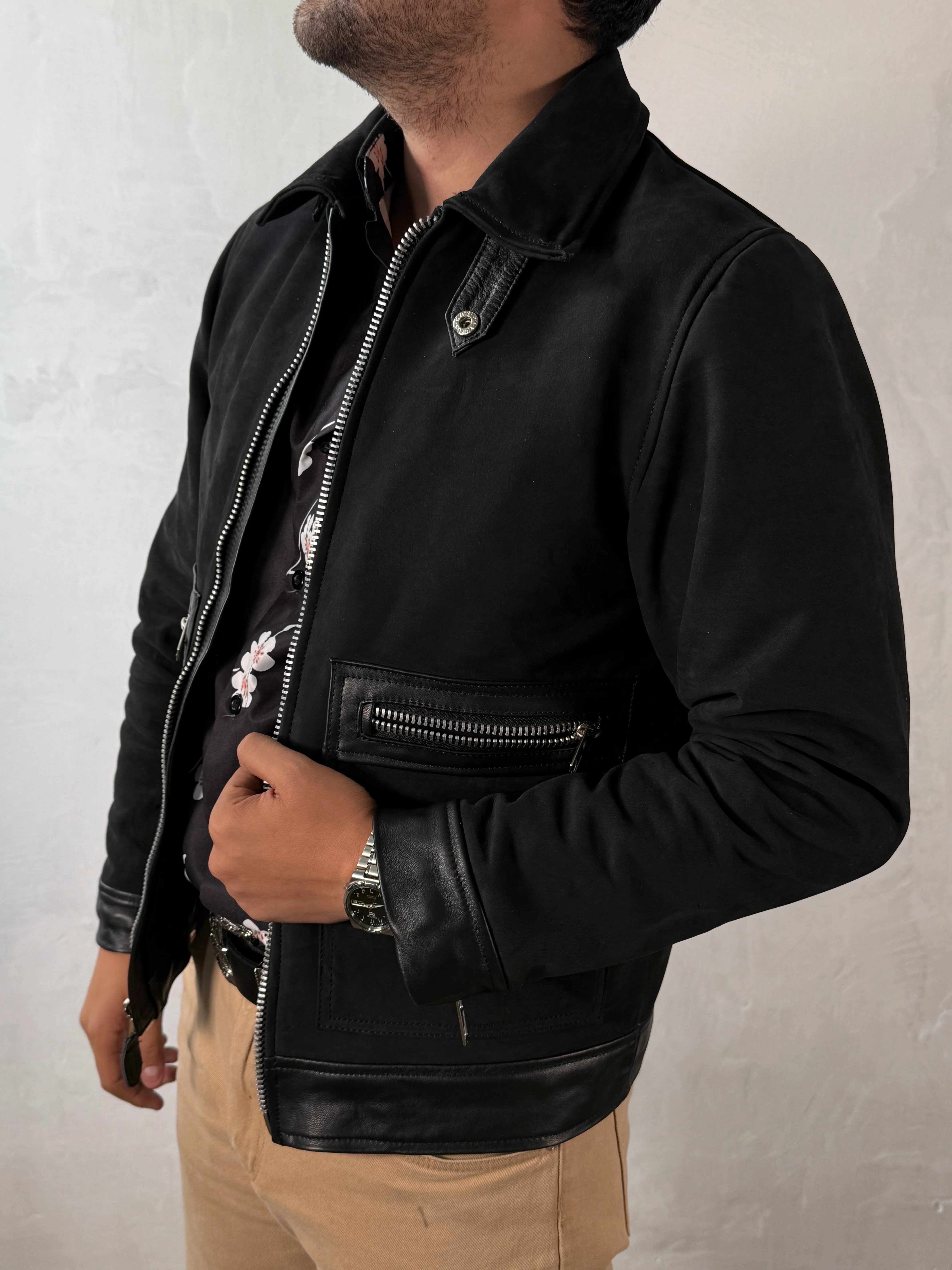 Bruce Darkest black - Image 12