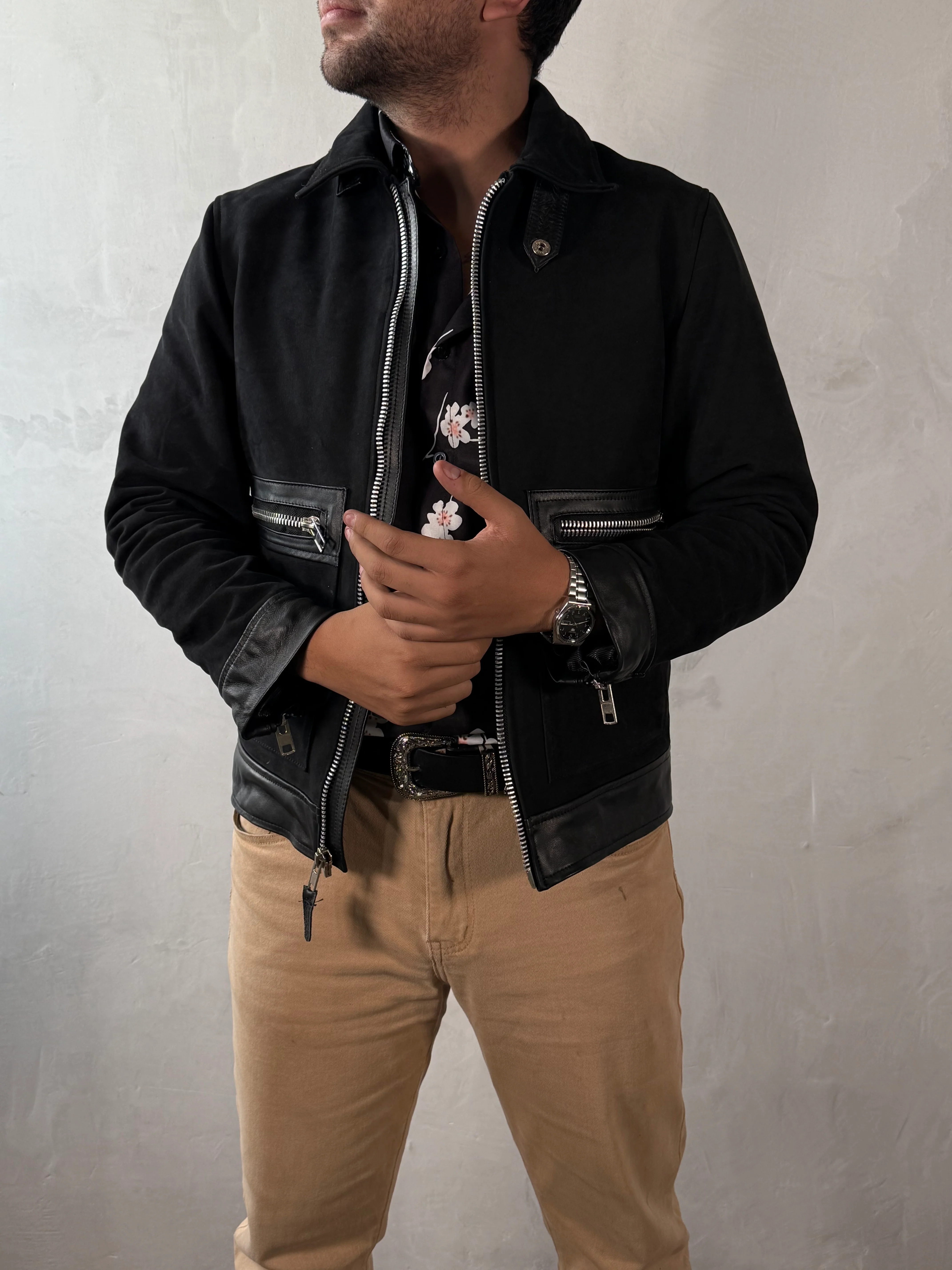 Bruce Darkest black - Image 13