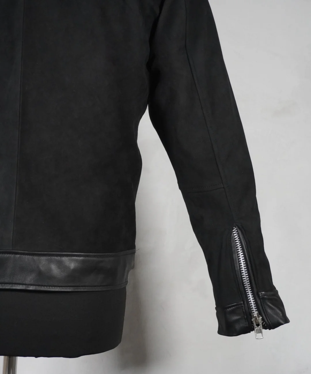 Bruce Darkest black - Image 5