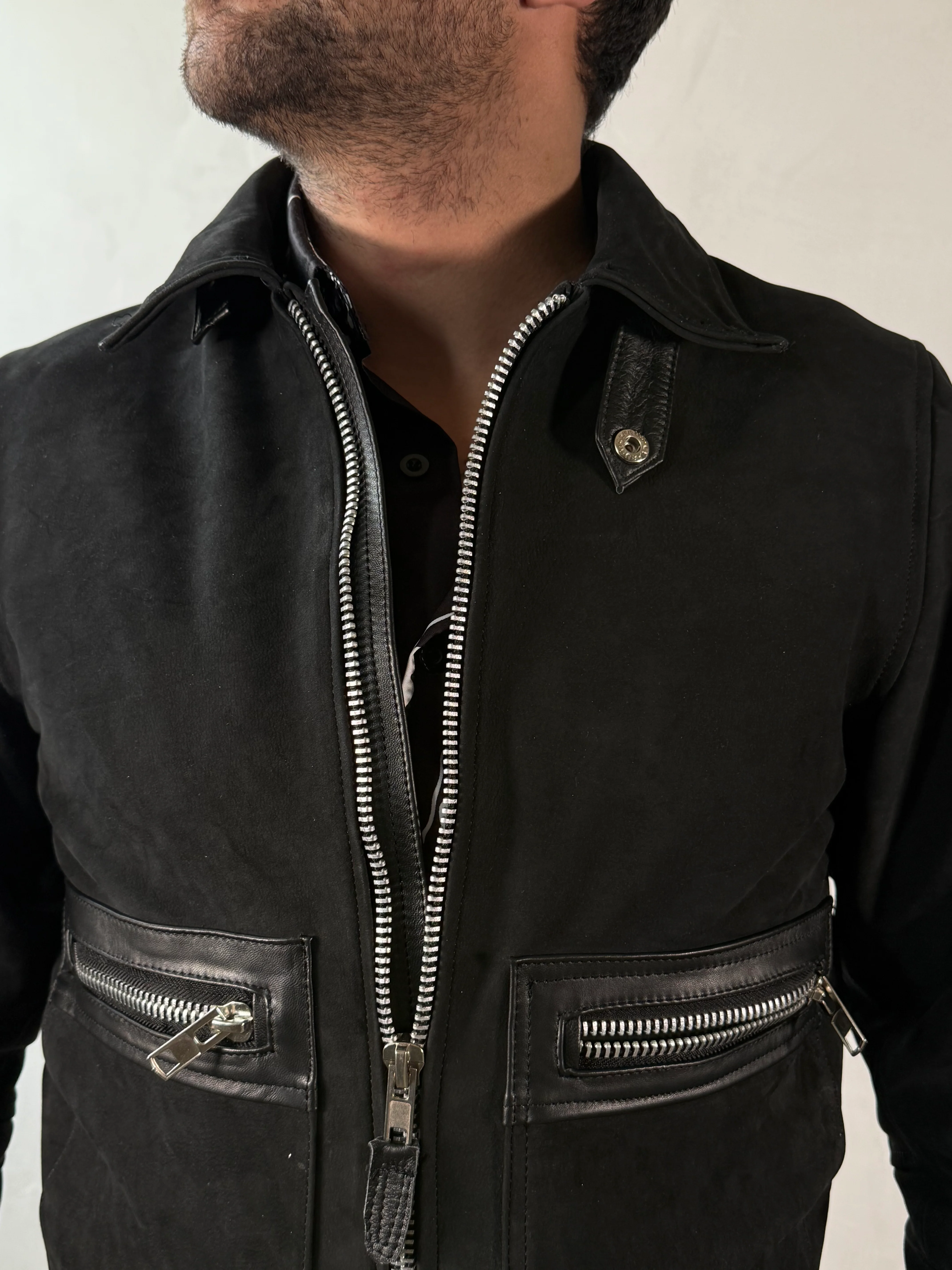 Bruce Darkest black - Image 8