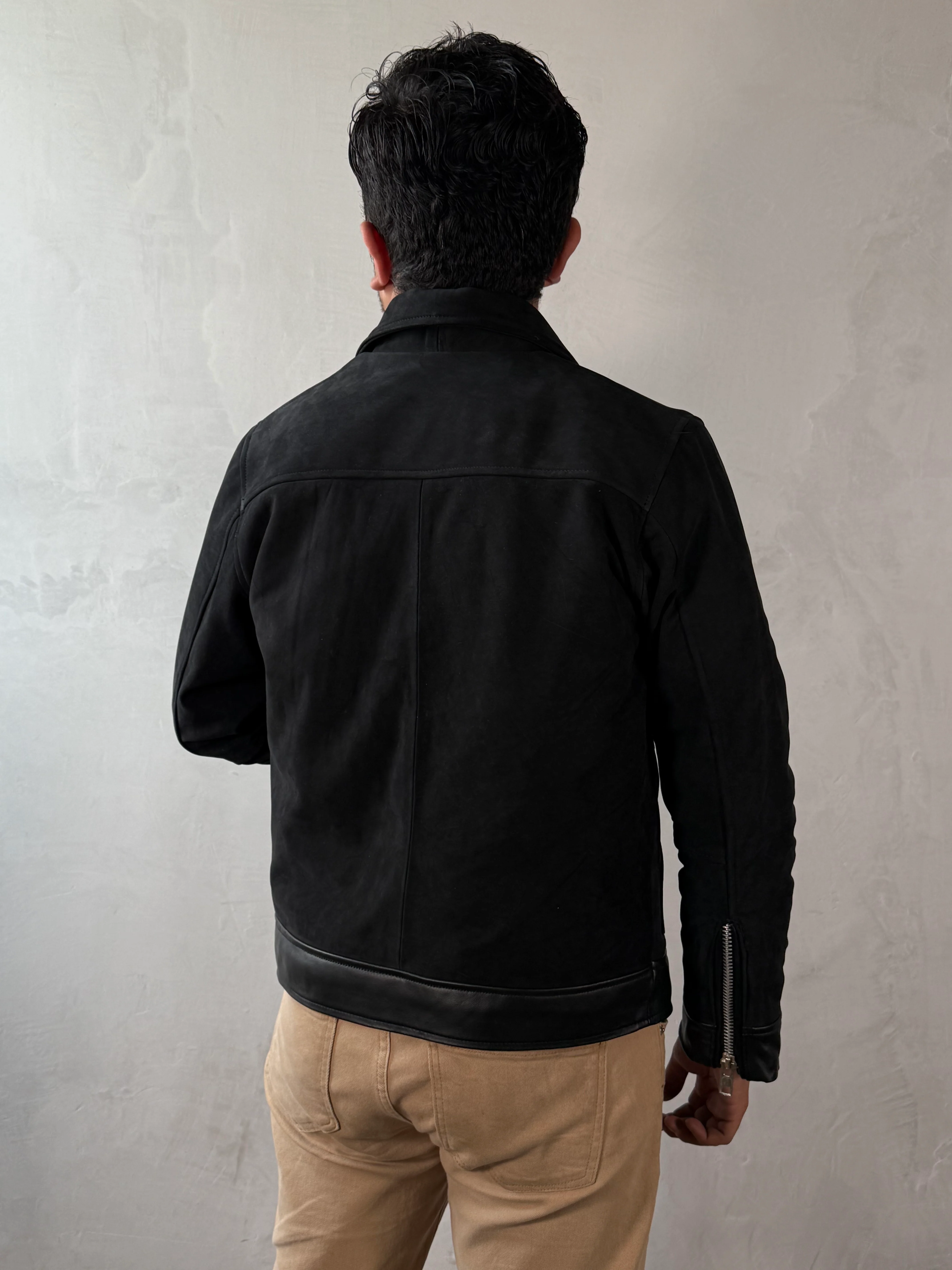 Bruce Darkest black - Image 9