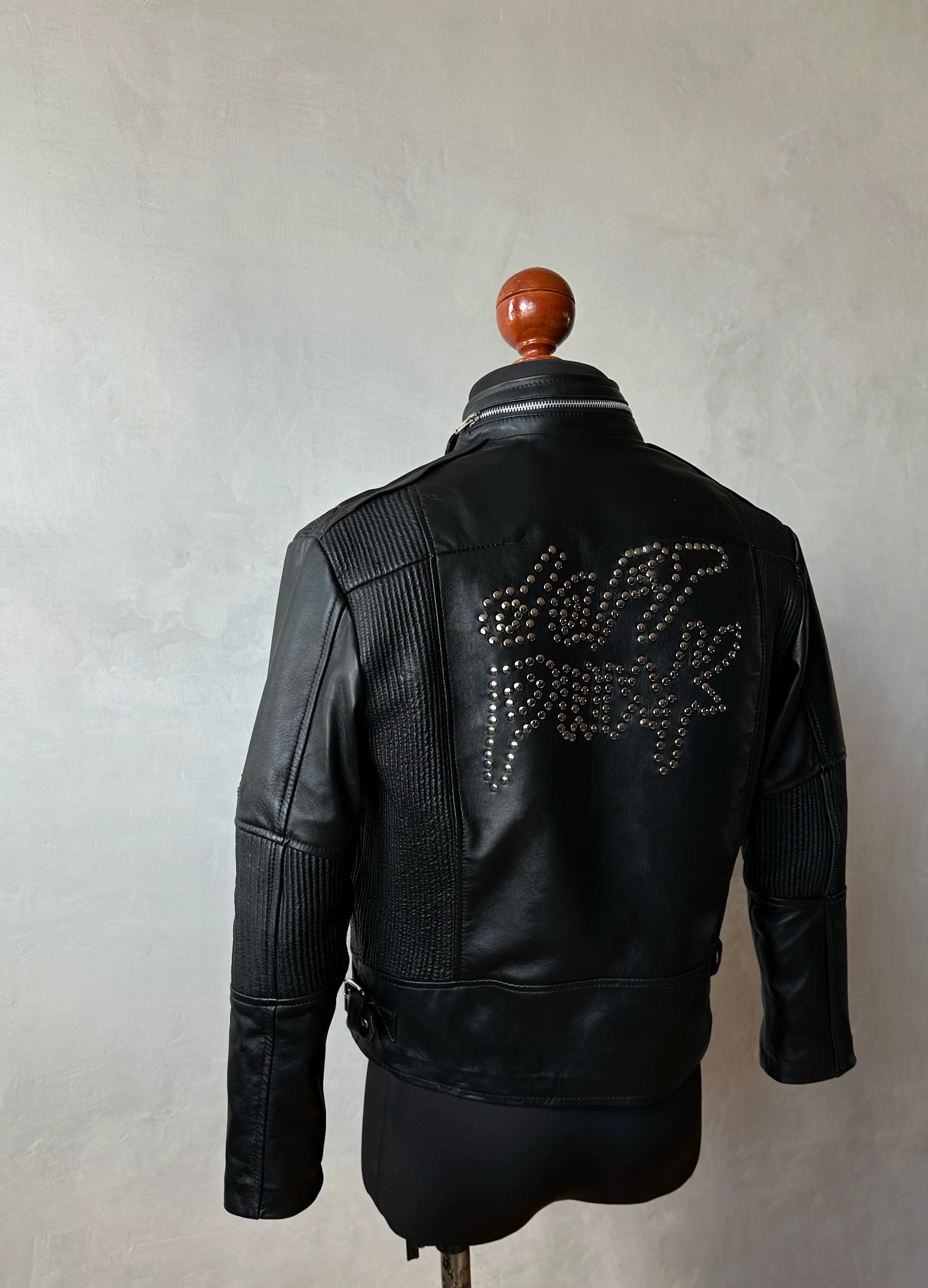 Daft ultra black - Image 4