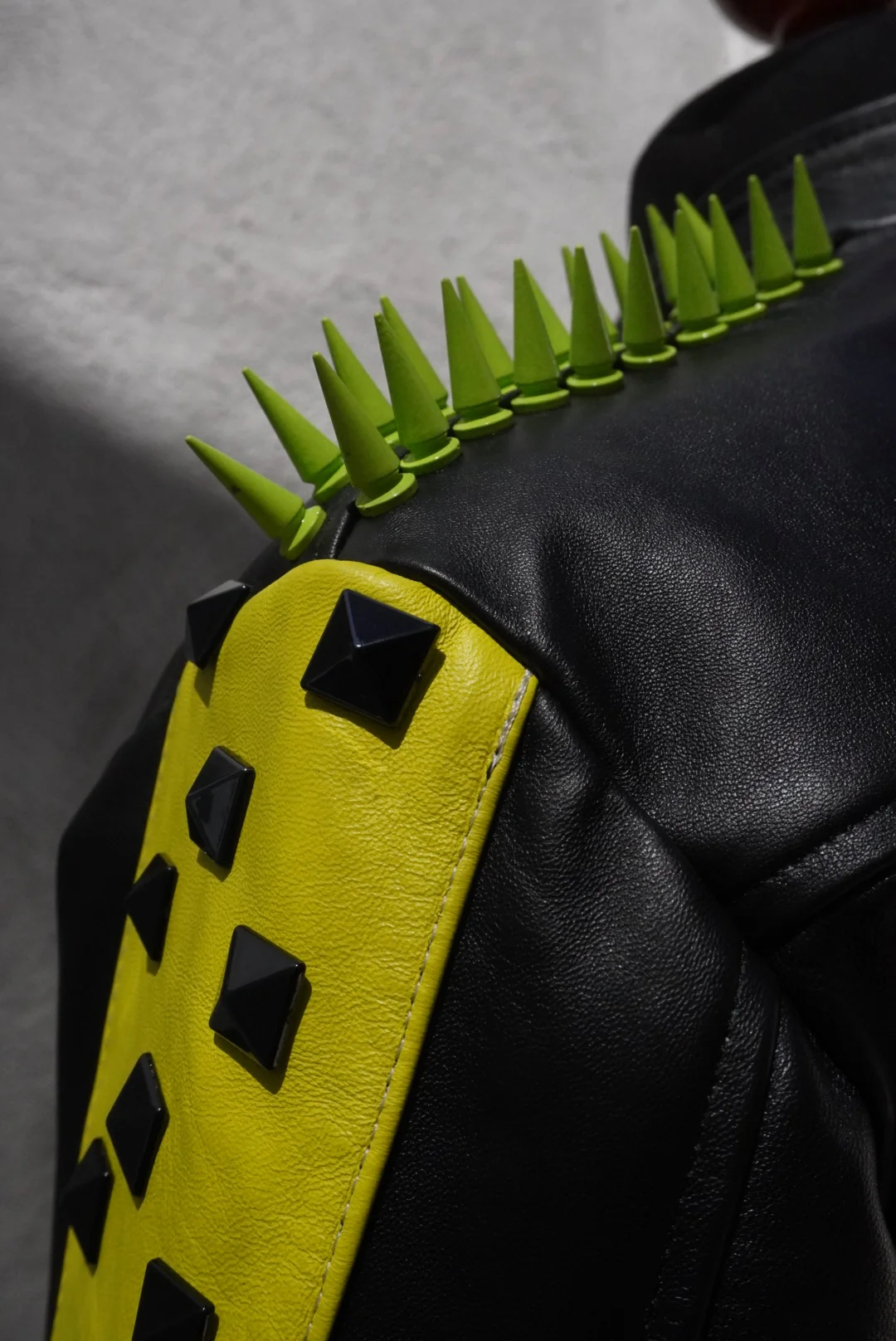 Damaso black neon - Image 5