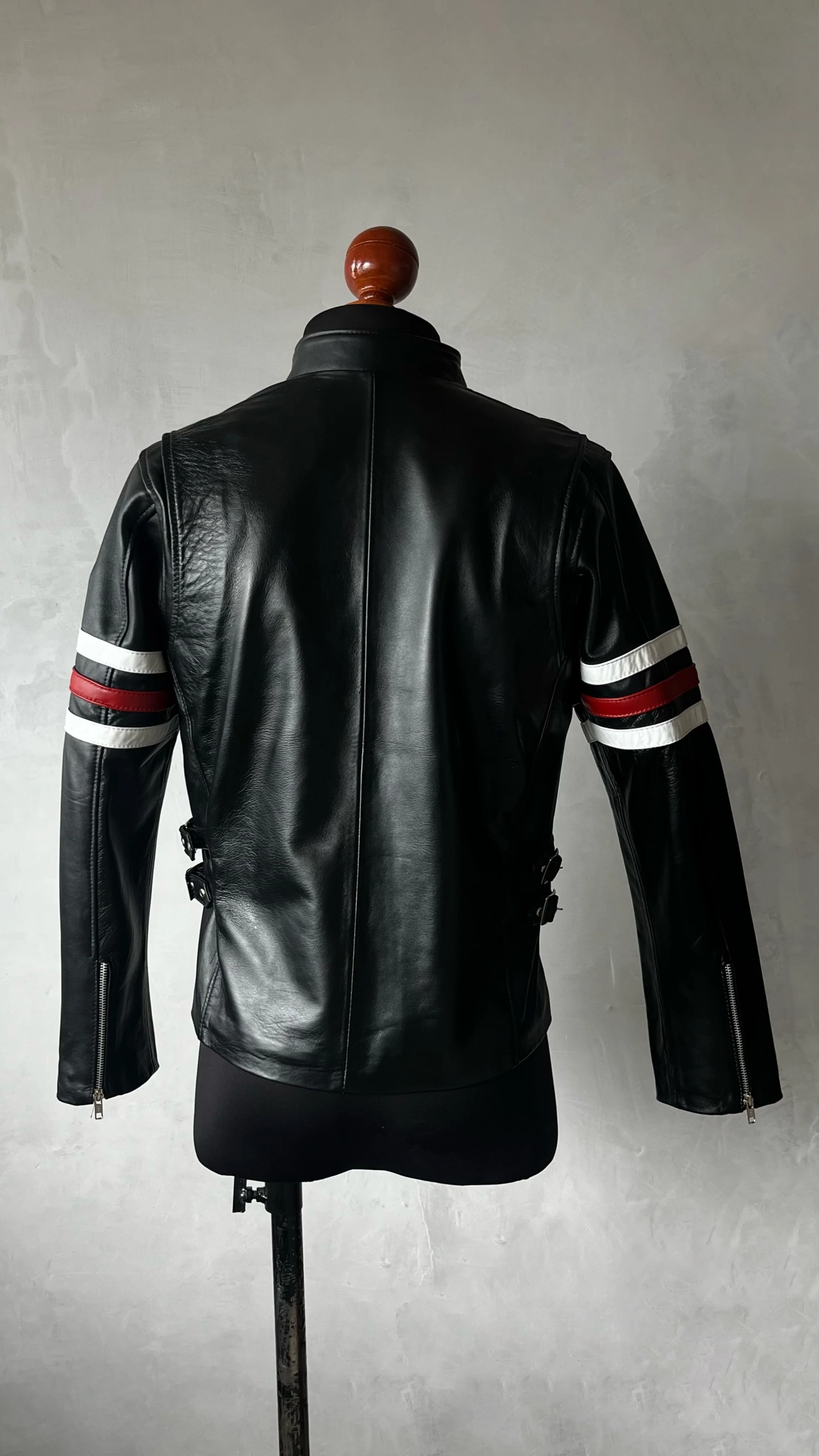 Gregory House black - Image 4