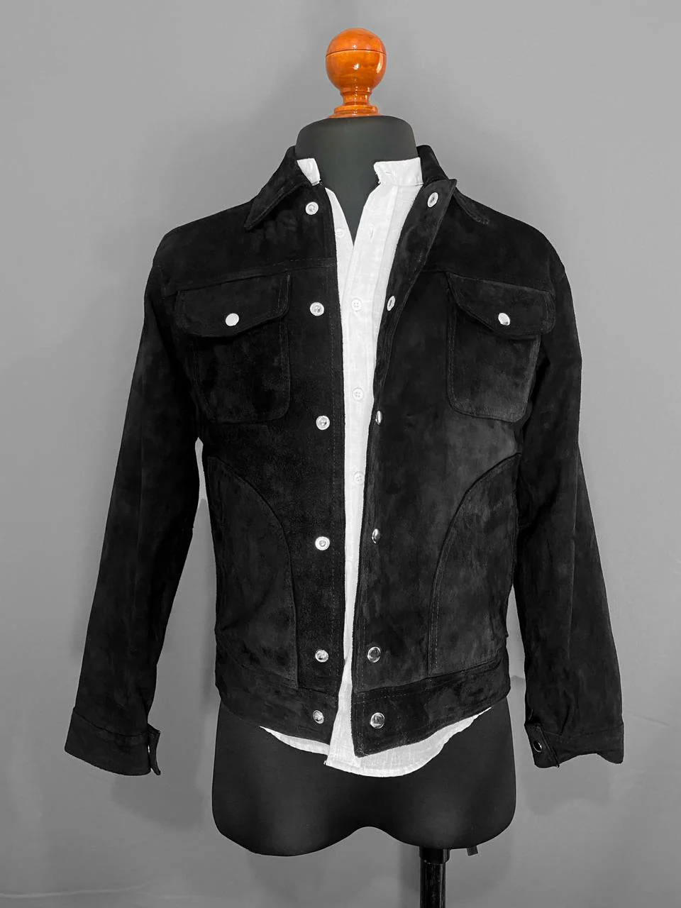 SAINZ negro gamuza - Image 4