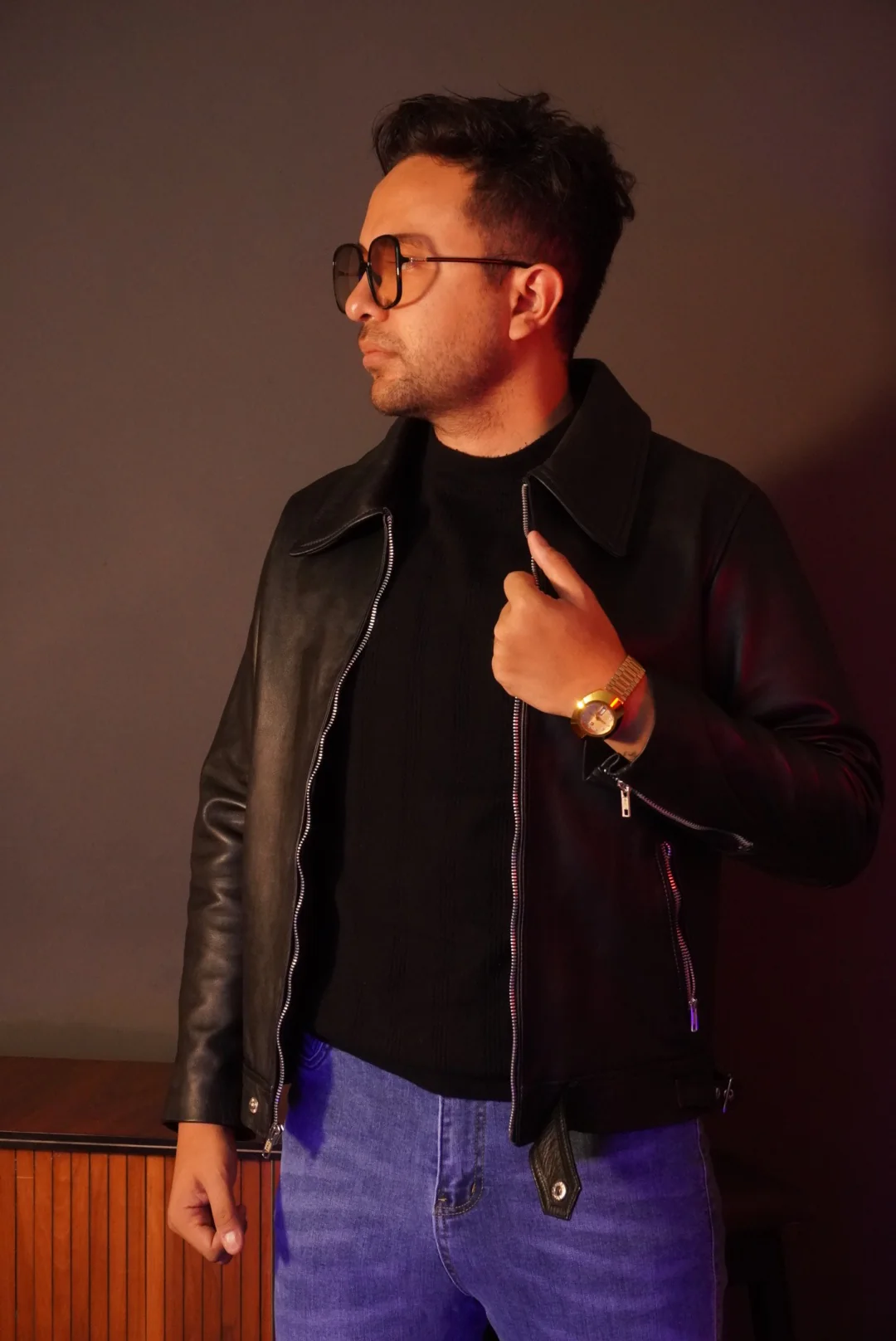 Turner darkest black - Image 6